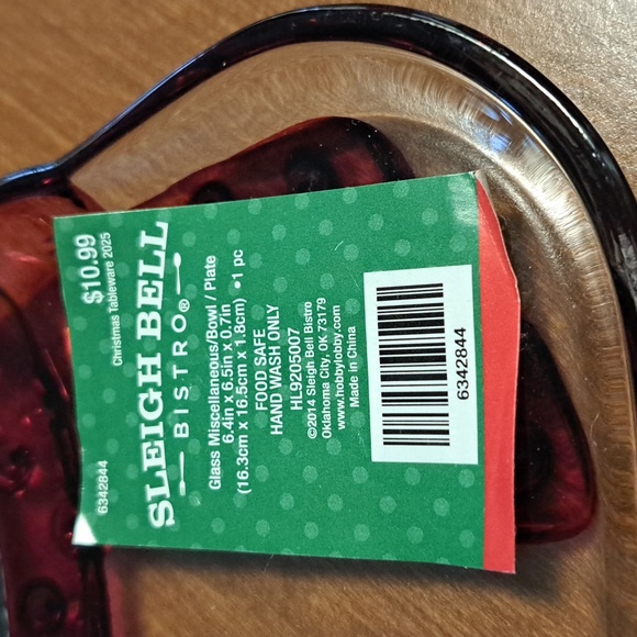 Snowman Shaped Glass Plate 6.4 X 6.5 X 0.7" - Picture 3 of 4